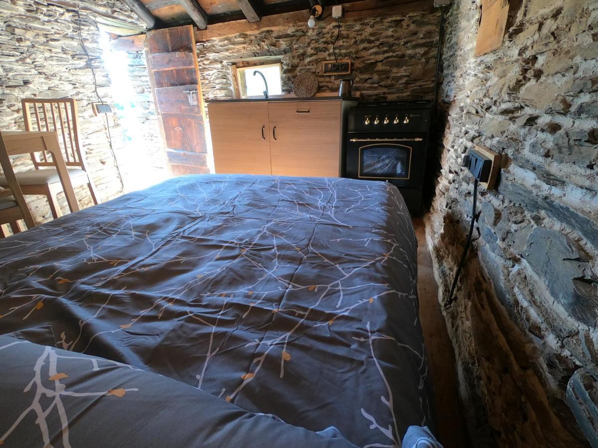 ホテル Bordes Pirineu, Costuix Areu エクステリア 写真